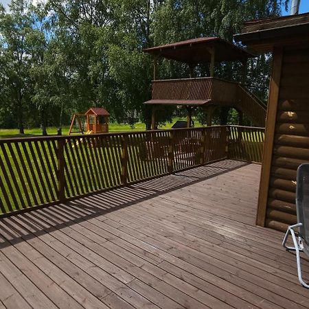 Brivdienu Maja-Lauvas Licis Rūjiena Exteriör bild